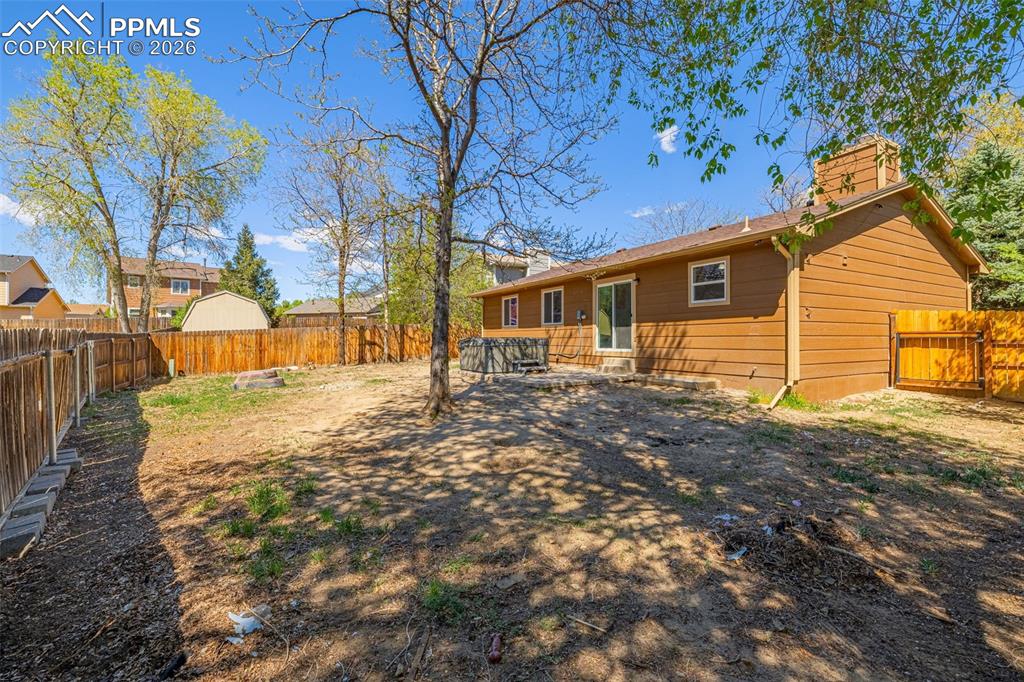 Image 31 of 42: Back of Structure