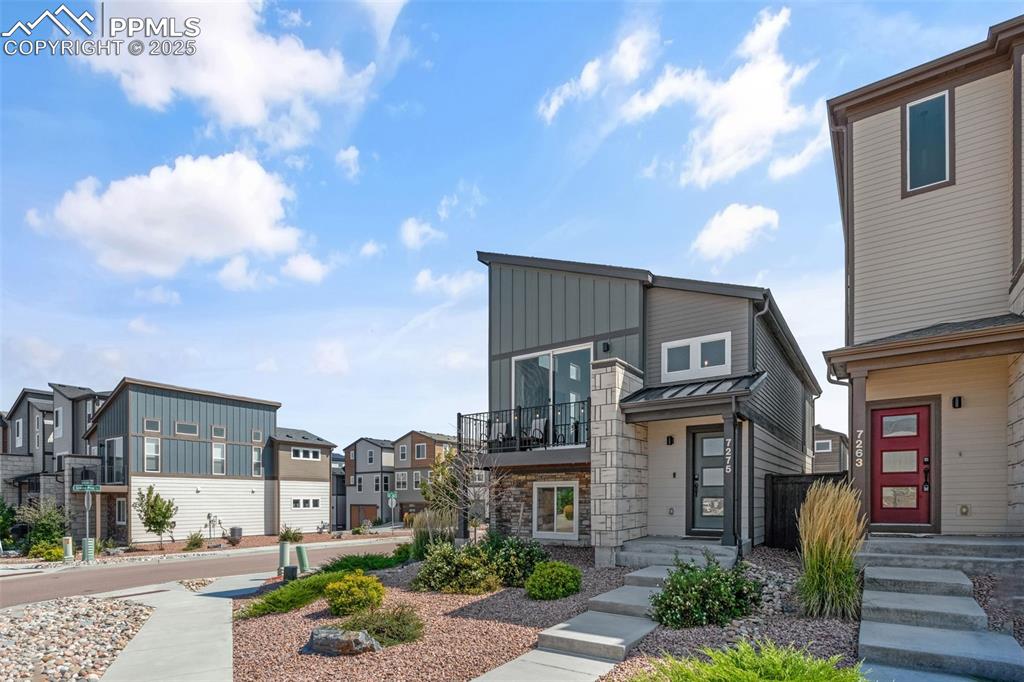 Image 2 of 28: Front of Structure