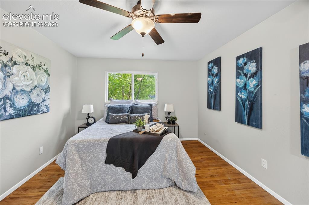 Image 17 of 34: Upper Level Bedroom #2