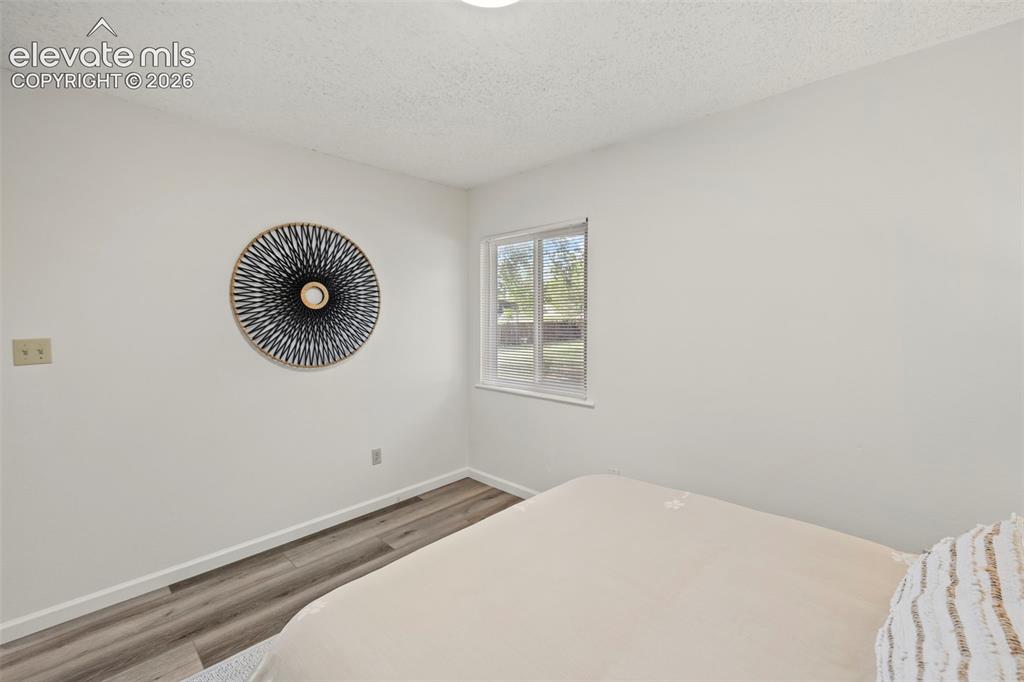 Image 19 of 28: Primary Bedroom