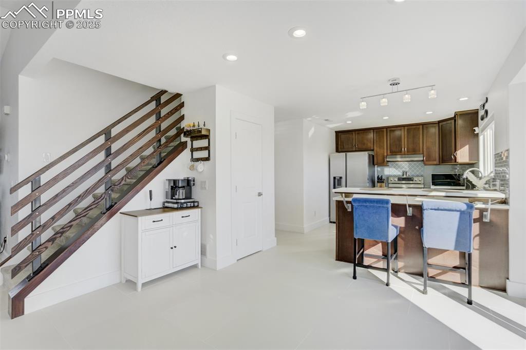 Image 13 of 41: Kitchen