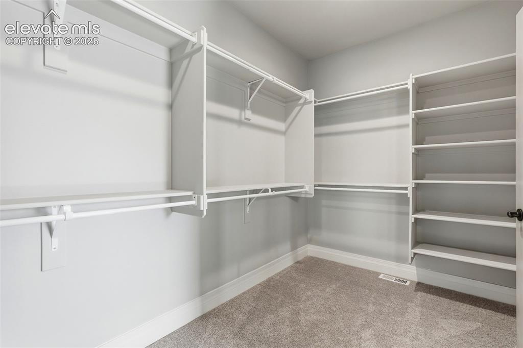 Image 22 of 42: Closet