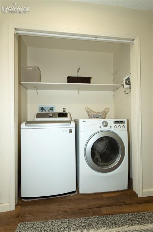 Image 29 of 50: Laundry