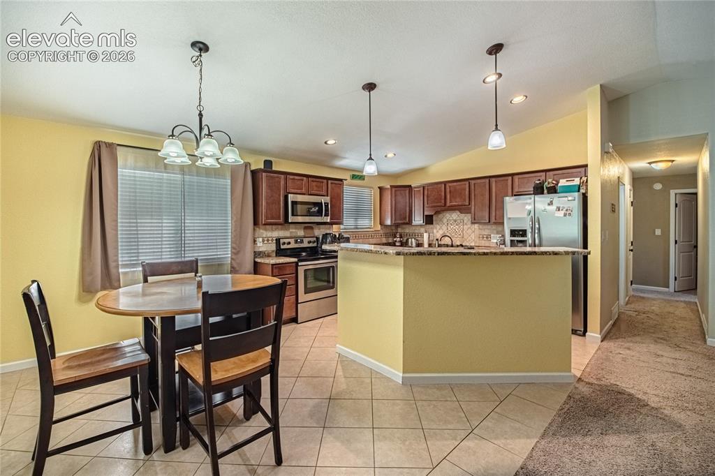 Image 10 of 38: Kitchen
