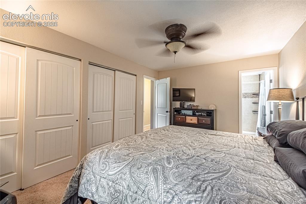 Image 17 of 38: Bedroom
