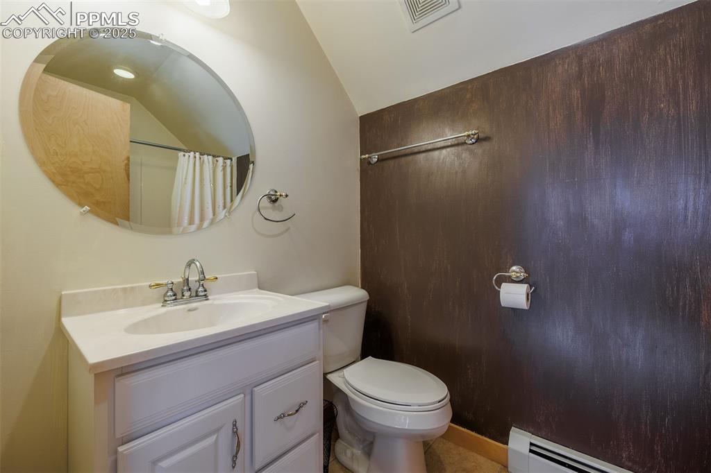 Image 19 of 26: Upstairs