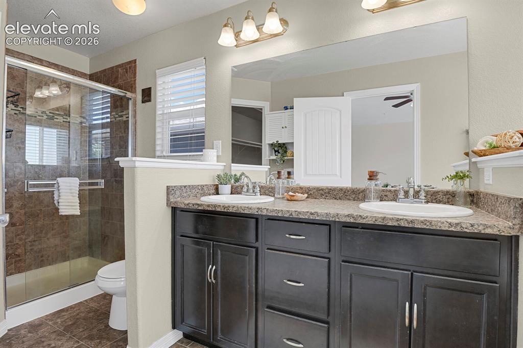 Image 21 of 46: Master Bathroom