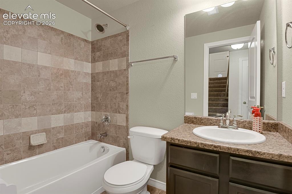 Image 38 of 46: Bathroom