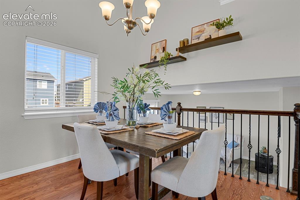 Image 7 of 46: Dining Area