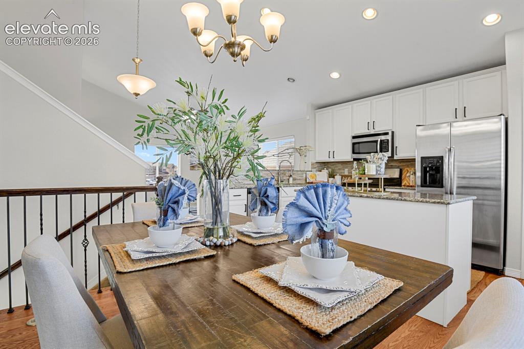 Image 9 of 46: Dining Area