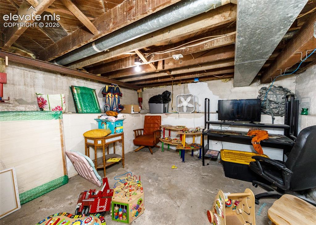 Image 31 of 42: Basement
