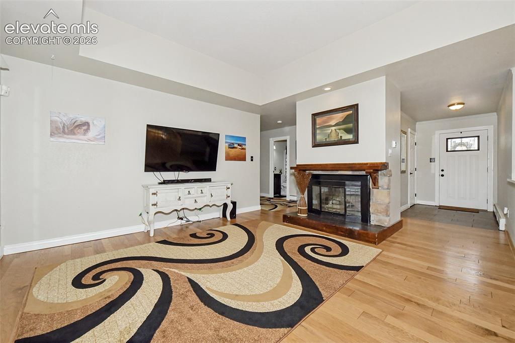Image 6 of 22: Living room and entrance flow