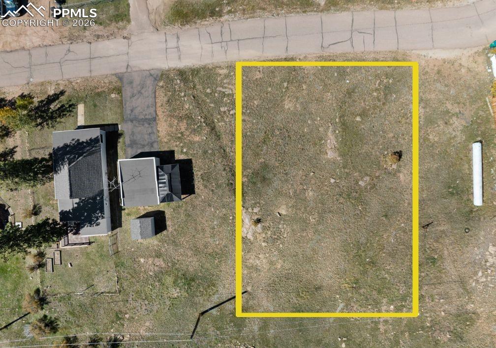 Image 3 of 9: Property Lines Approximate and not a Survey
