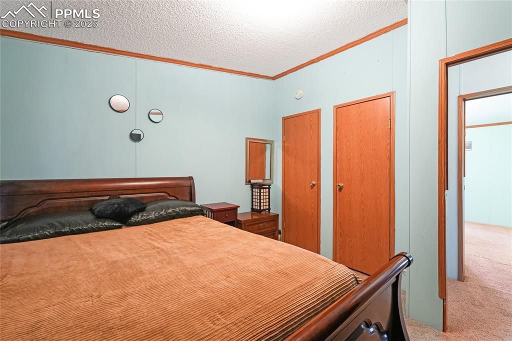 Image 23 of 39: Bedroom