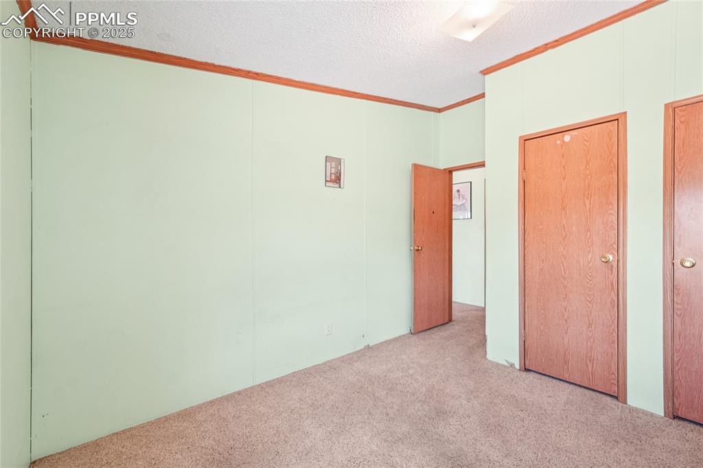 Image 27 of 39: Bedroom