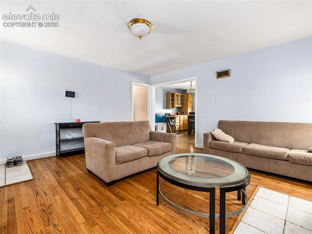 Image 5 of 24: Living Room