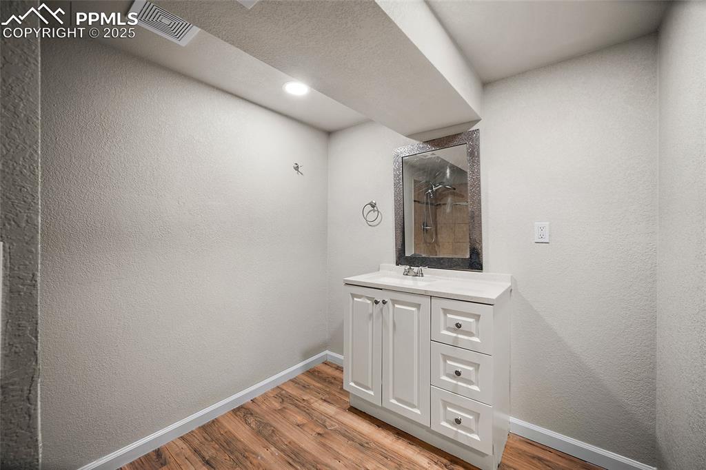 Image 37 of 49: No Description Available