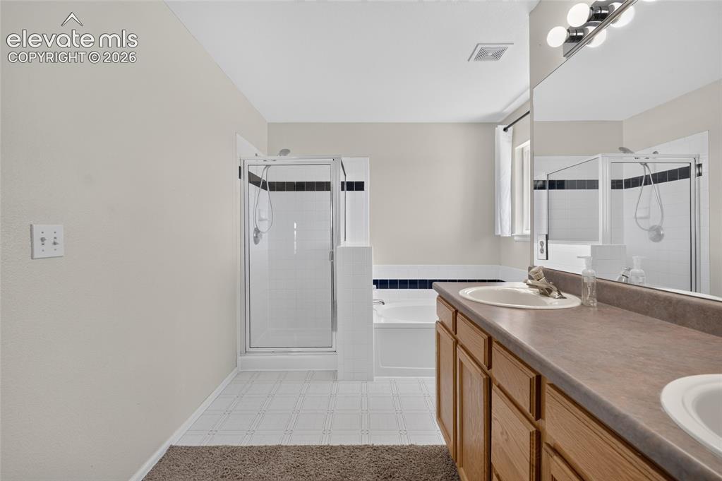 Image 16 of 34: Primary Bath
