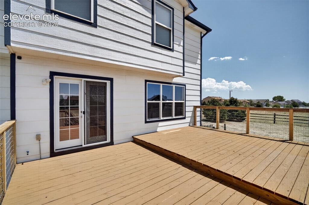 Image 4 of 34: Deck