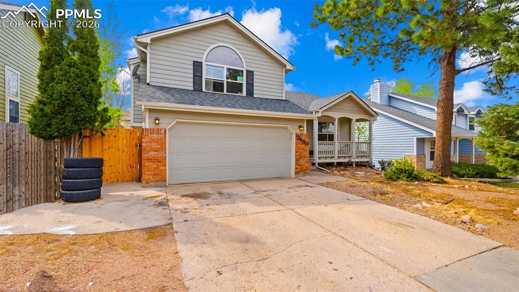 Image 27 of 28: Front of Structure