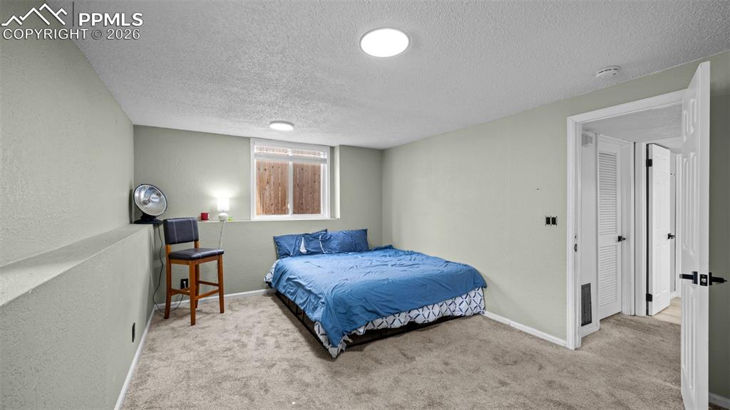 Image 5 of 28: Bedroom