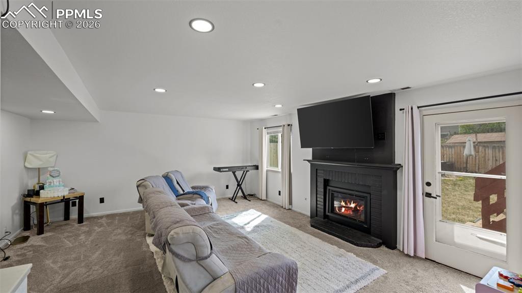 Image 9 of 28: Living Room