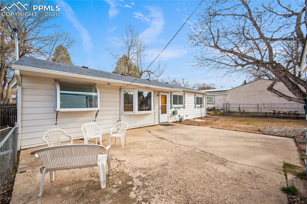 Image 29 of 38: No Description Available