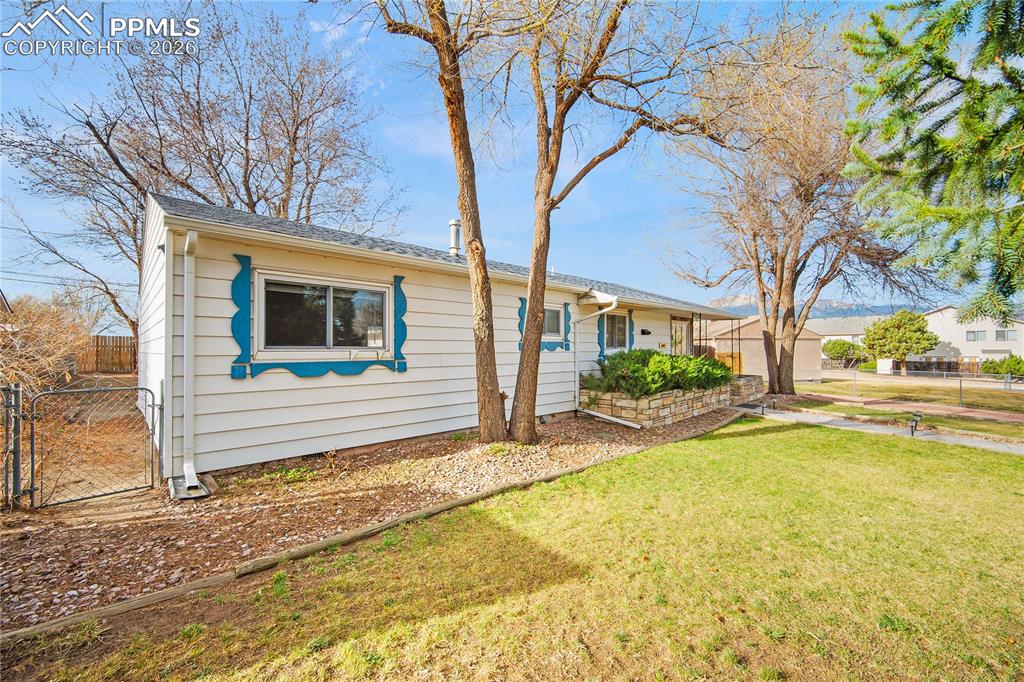 Image 3 of 38: No Description Available