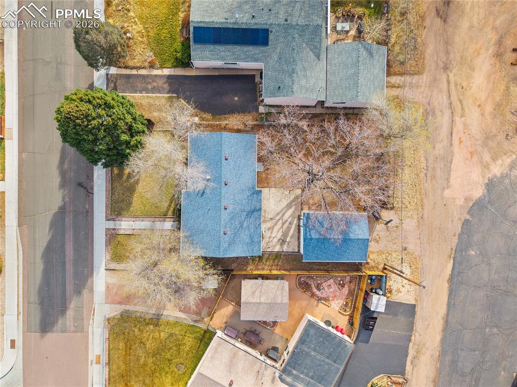 Image 35 of 38: No Description Available