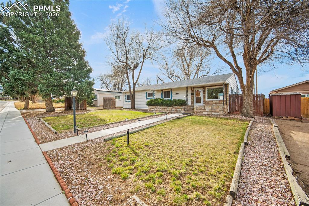 Image 4 of 38: No Description Available