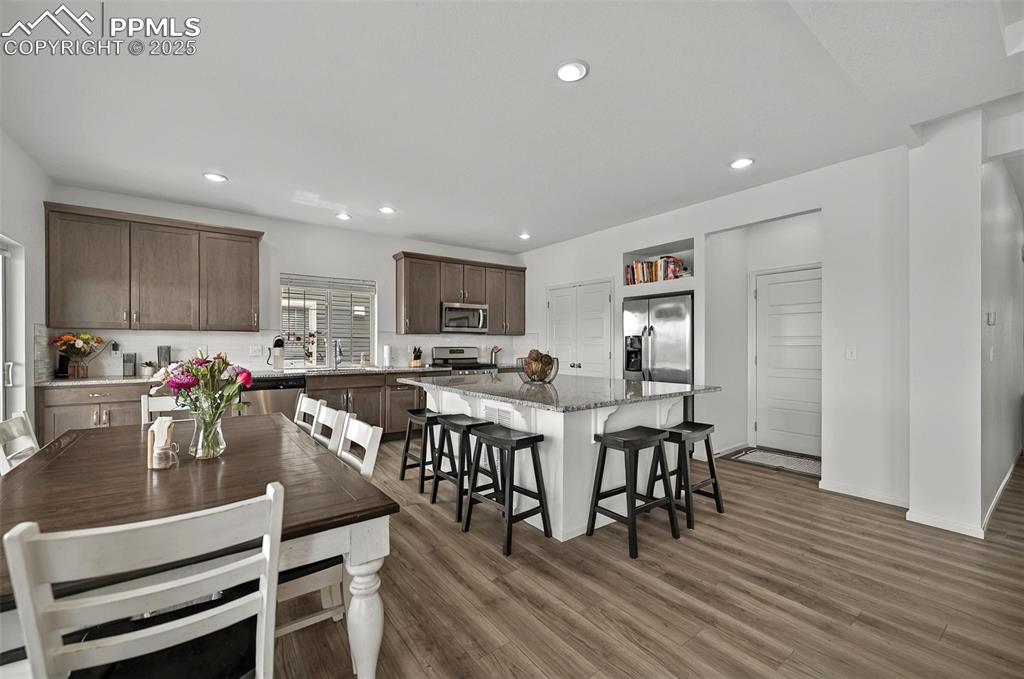 Image 4 of 38: Kitchen