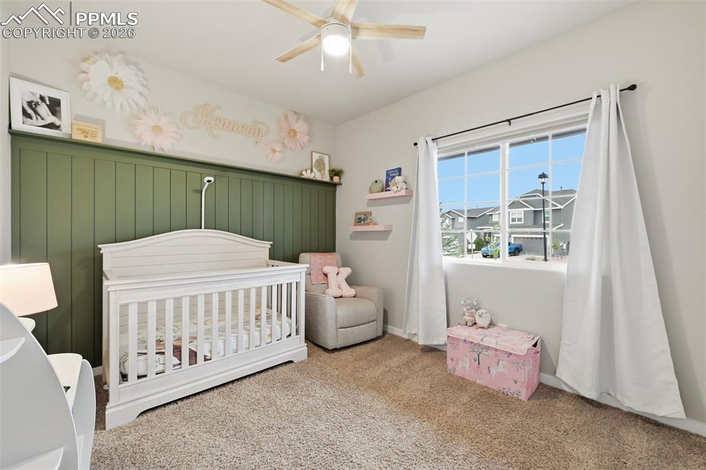 Image 7 of 36: Bedroom