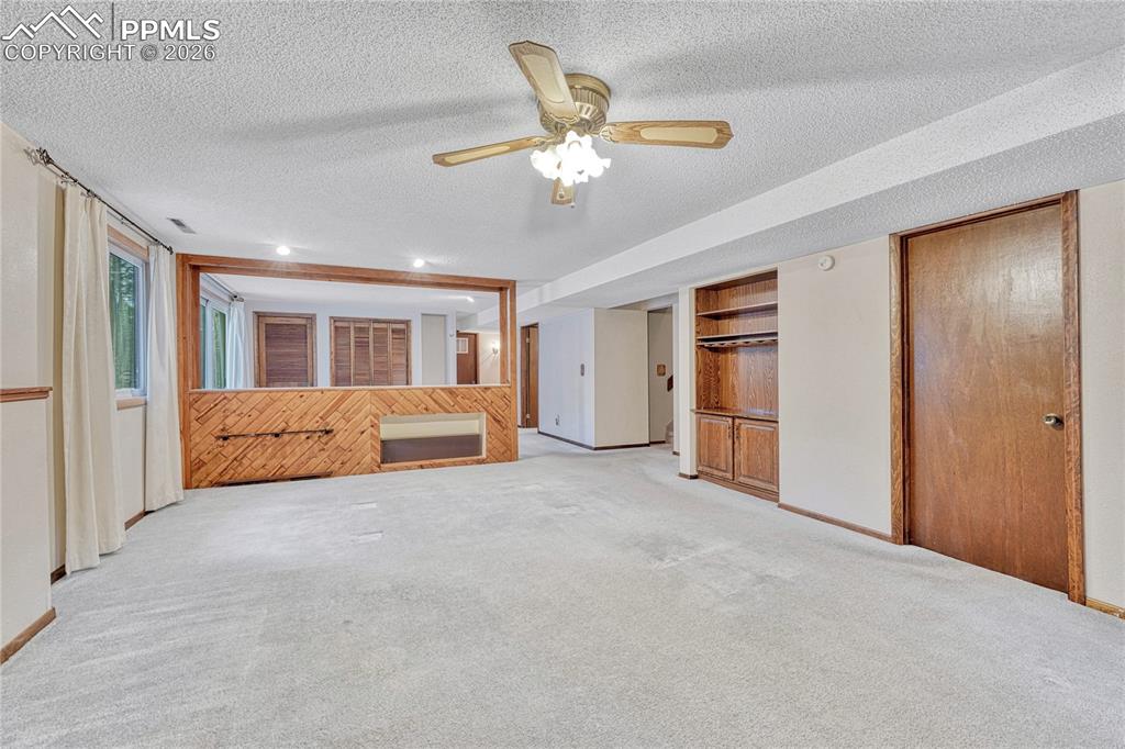 Image 44 of 50: Bedroom