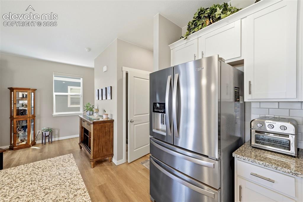Image 13 of 38: Kitchen