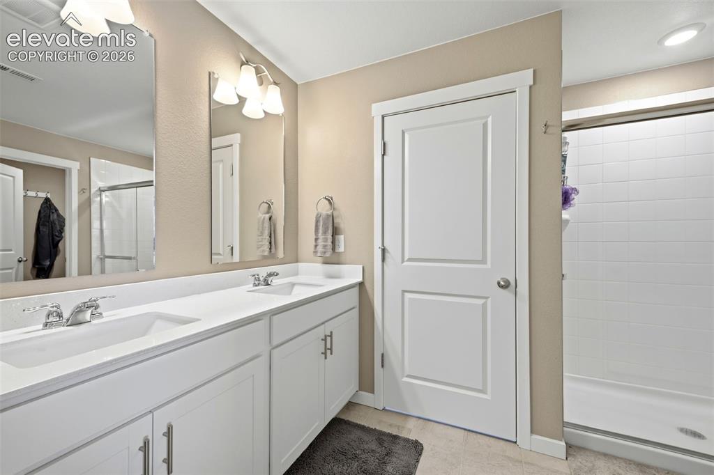 Image 23 of 38: Master Bathroom