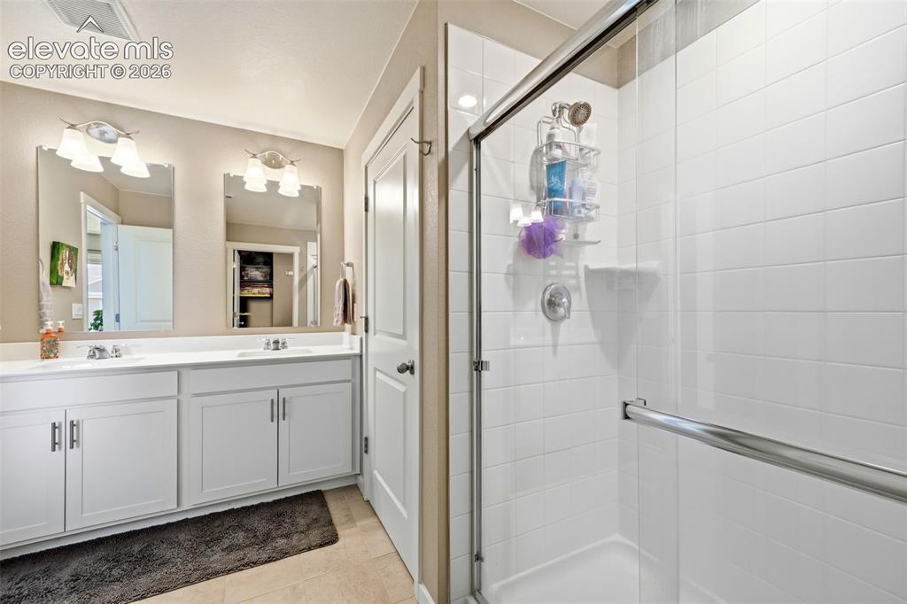 Image 24 of 38: Master Bathroom