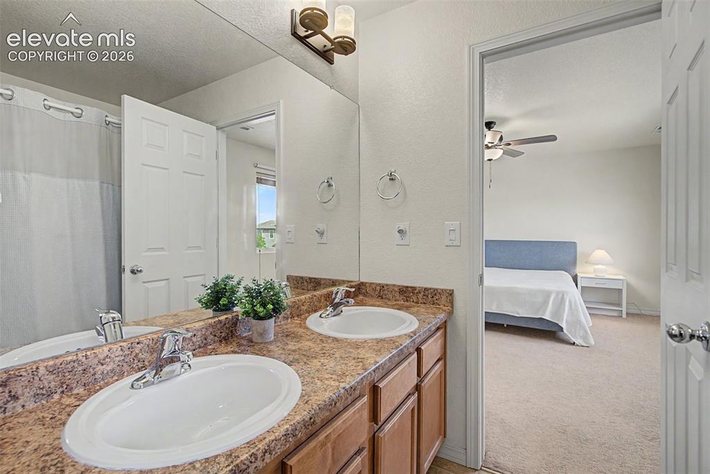 Image 31 of 45: Master Bathroom