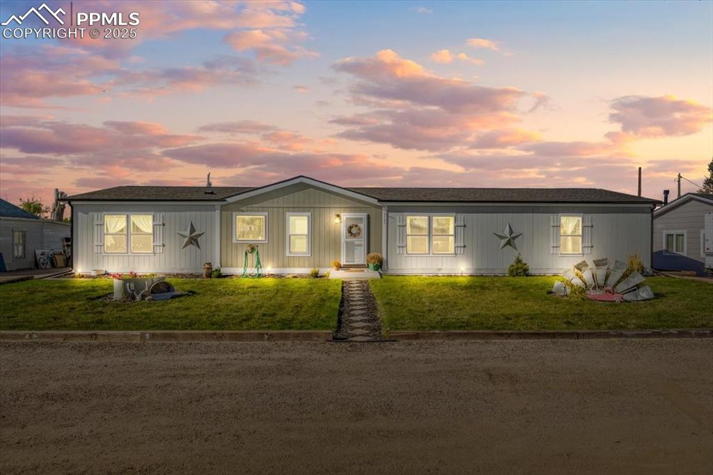 Image 2 of 32: Front of Structure