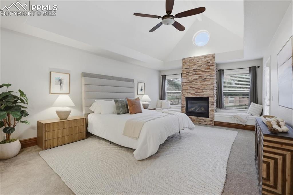 Image 21 of 46: Bedroom