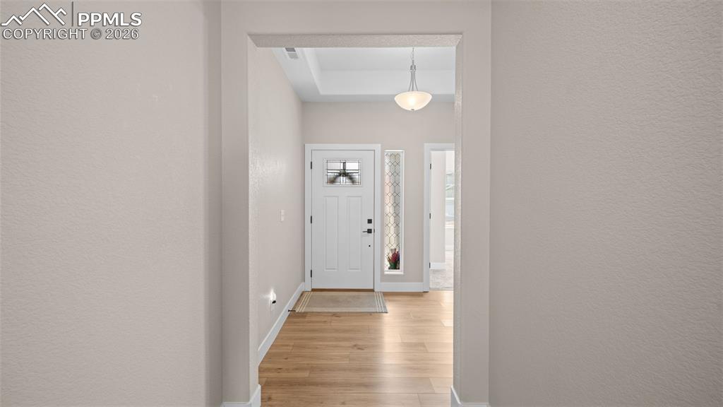 Image 9 of 45: Entry