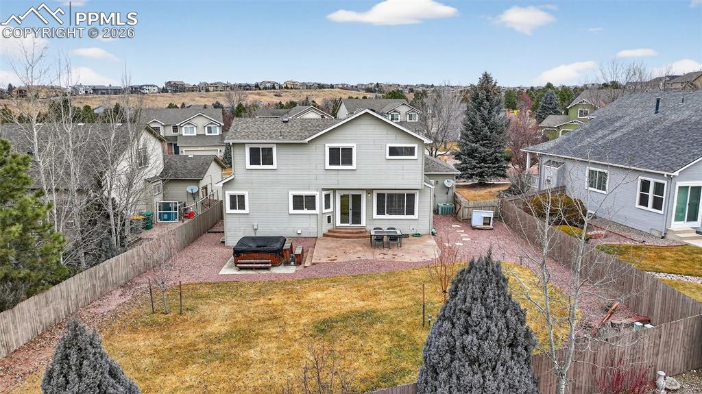 Image 4 of 47: Back of Structure