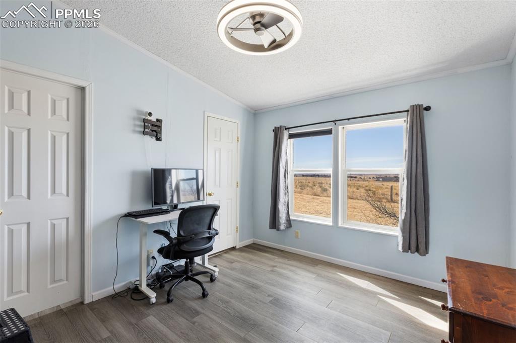 Image 25 of 34: 2nd Bedroom