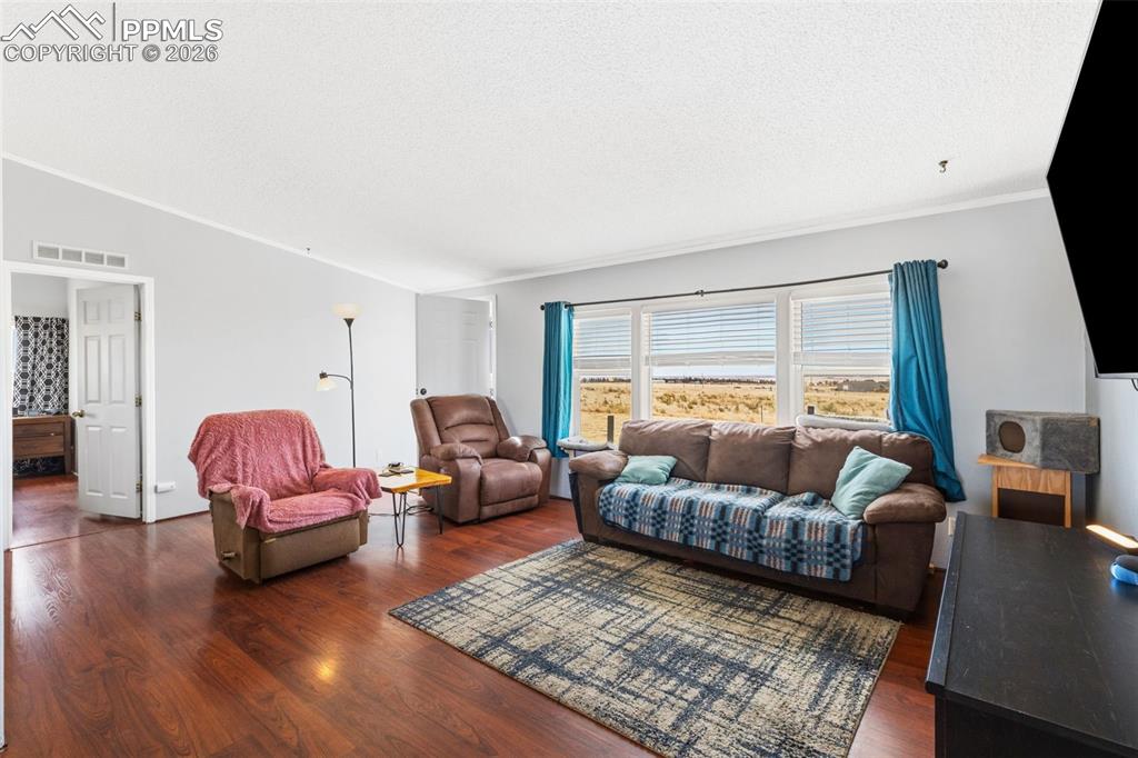 Image 7 of 34: Living Room