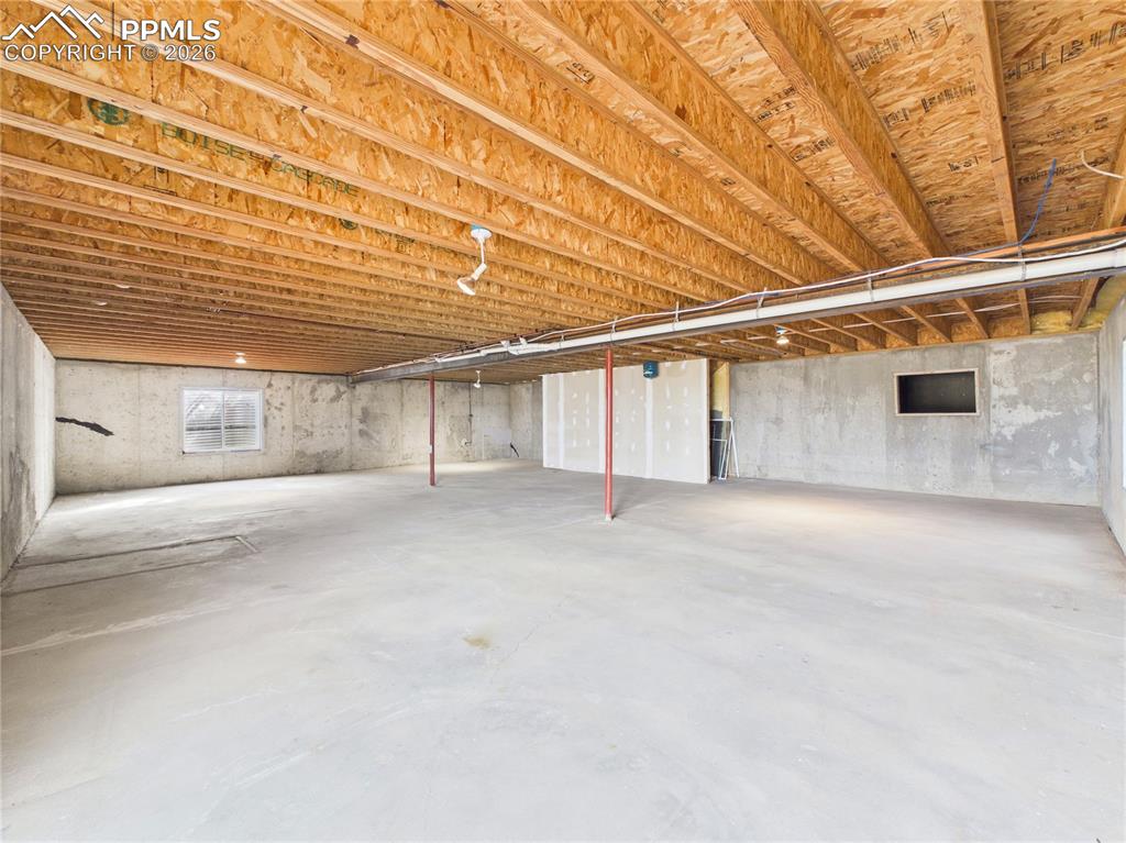 Image 29 of 40: Basement