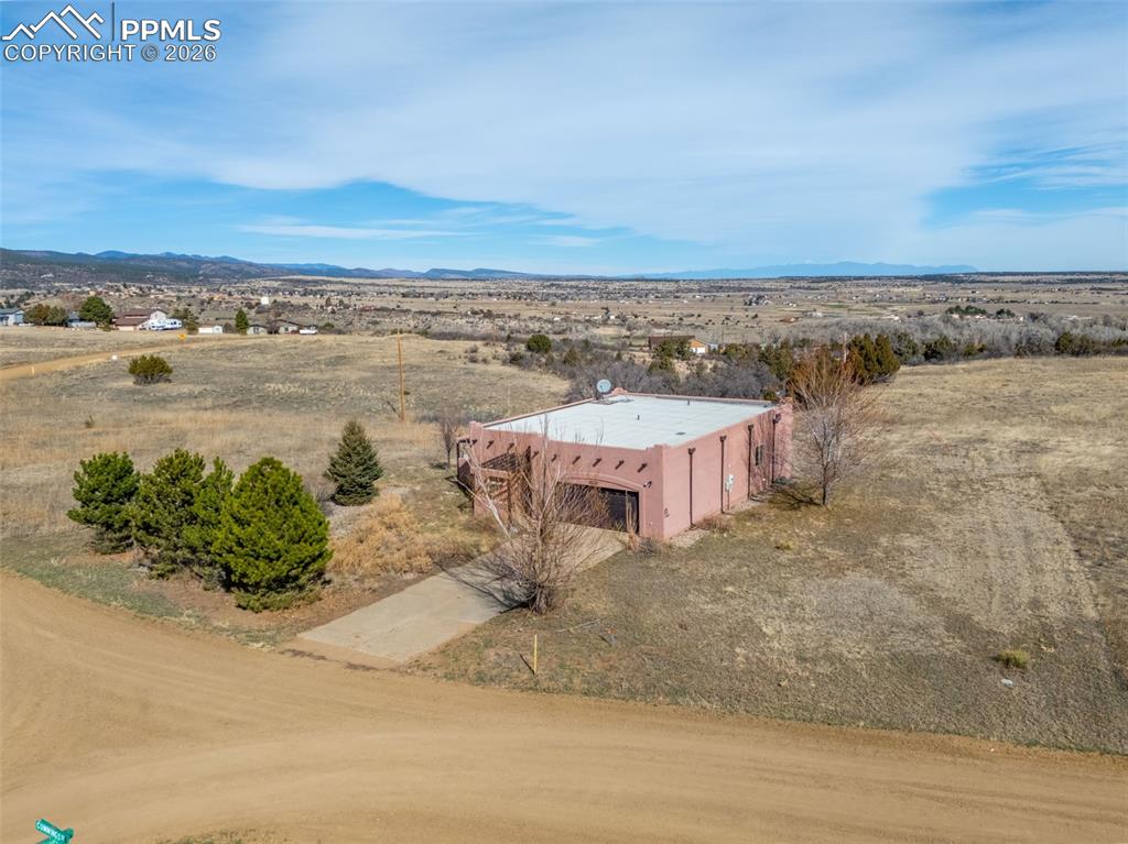 Image 36 of 40: View