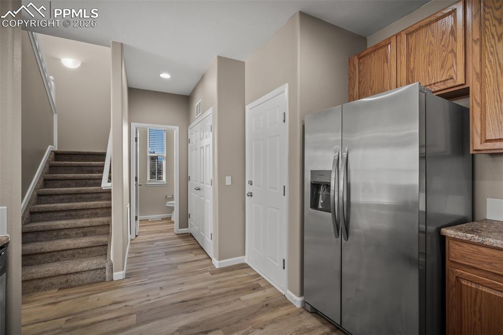 Image 18 of 48: Kitchen