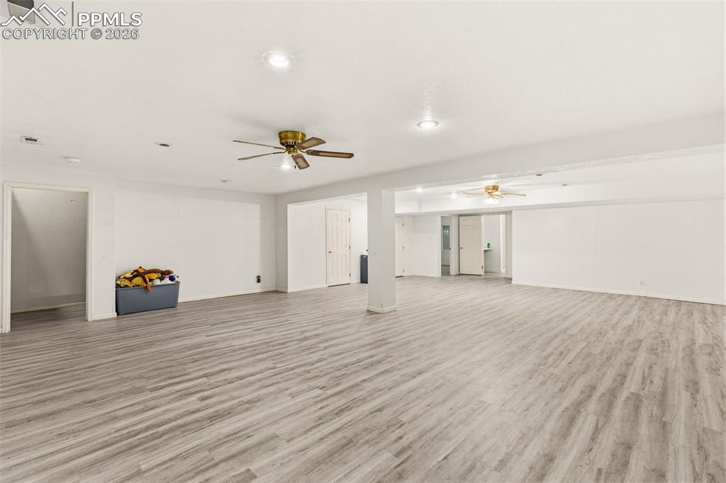 Image 25 of 35: No Description Available