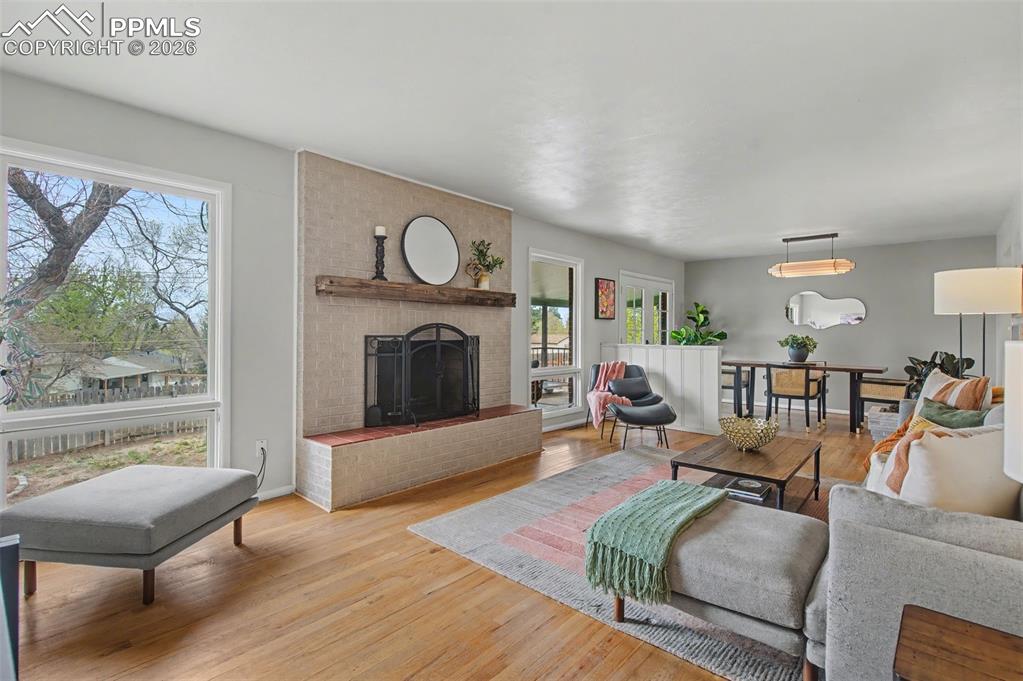 Image 12 of 44: Living Room