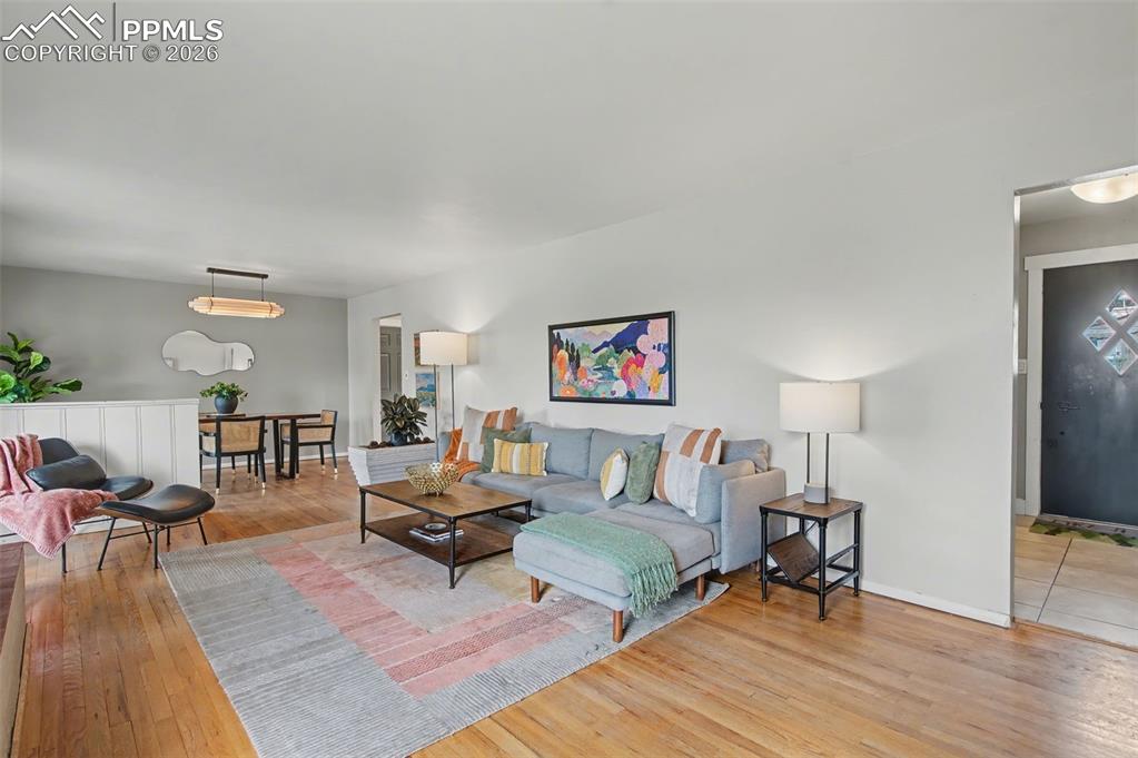 Image 14 of 44: Living Room