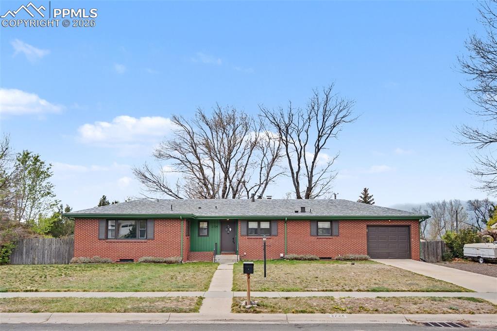 Image 3 of 44: Front of Structure